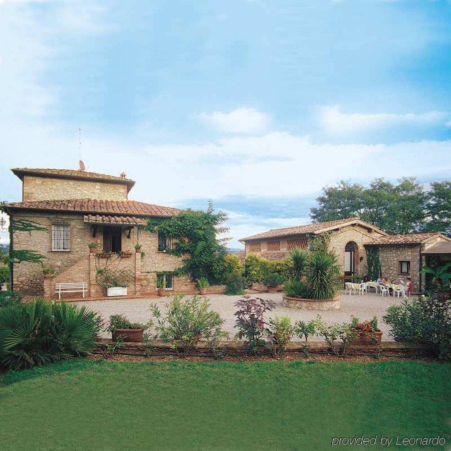Hotel Il Pietreto Colle Val D'Elsa Bagian luar foto